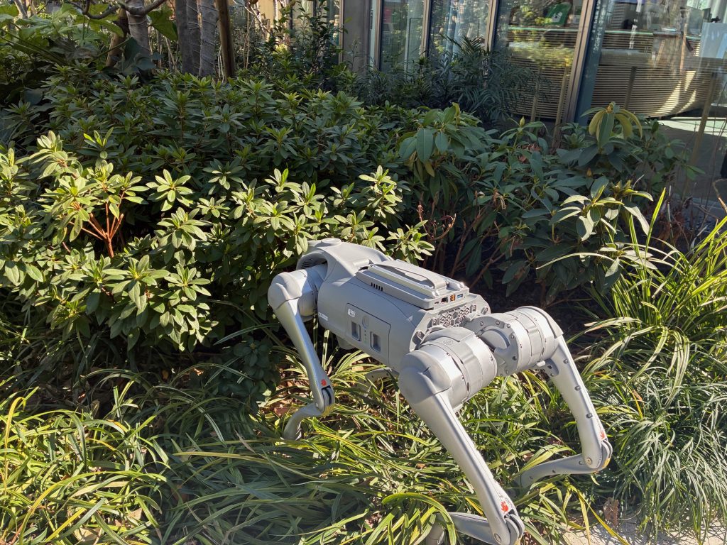 四足歩行ロボットを活用したスマート植栽管理技術の検証